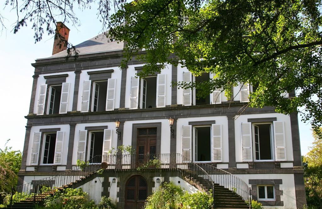 Manoir De La Manantie - Teritoria Bed & Breakfast Lezoux Ngoại thất bức ảnh